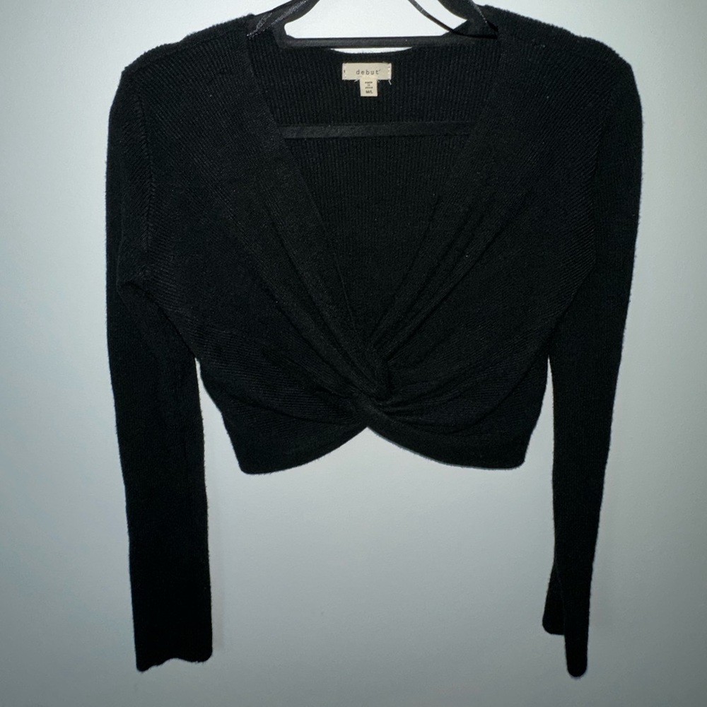 Black Long-Sleeve Twist Front Crop Top